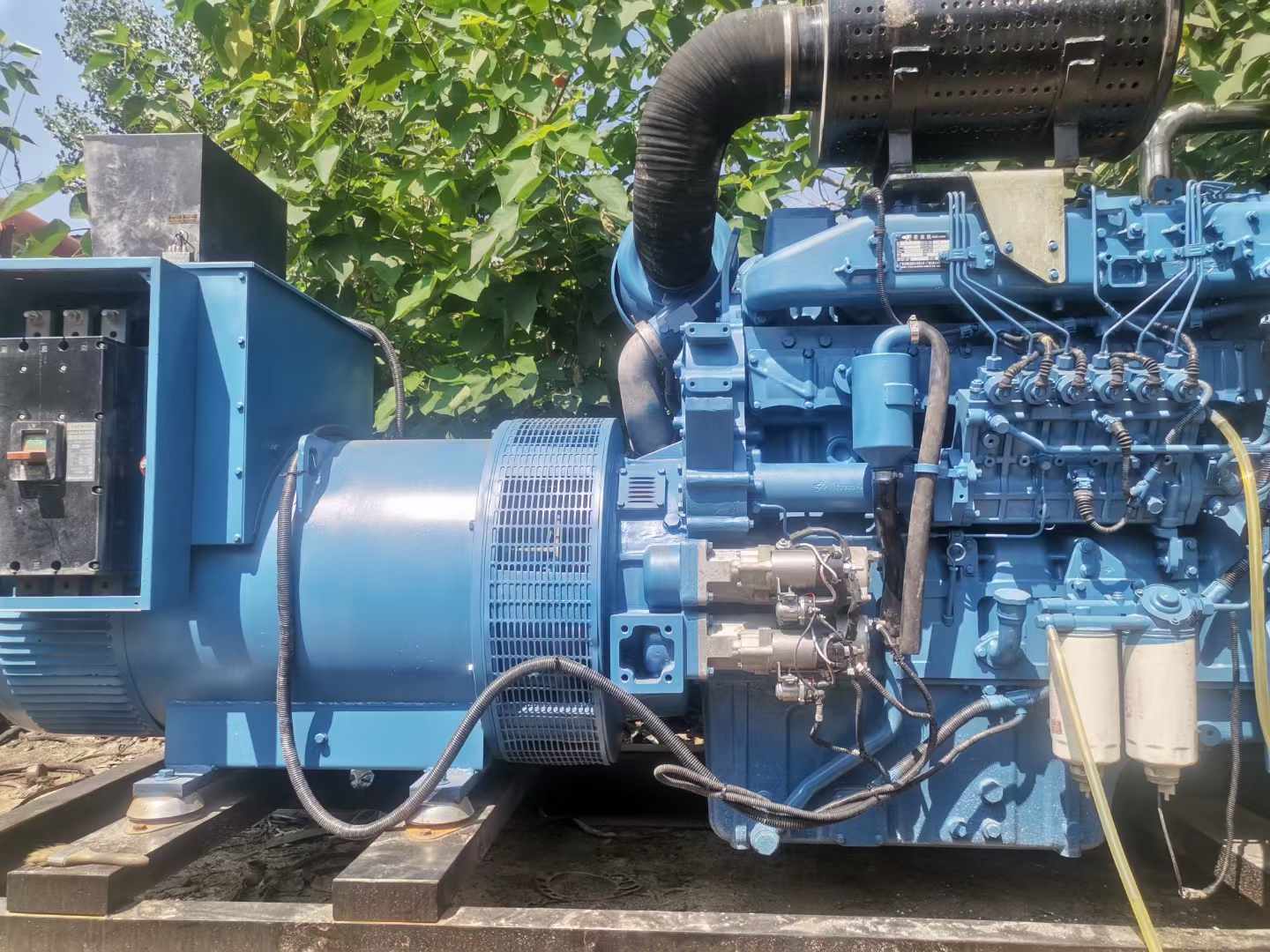 米易详细说明降低 800kW 柴油发电机输出电流波动的方法