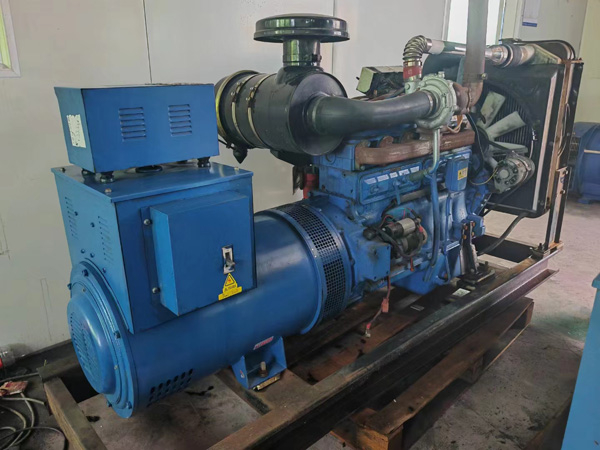 米易100kW柴油发电机组使用多级机油有哪些优缺点？